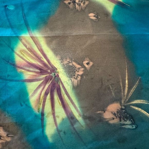 Vintage 100 % silk scarf/ hand made - Picture 6 of 6